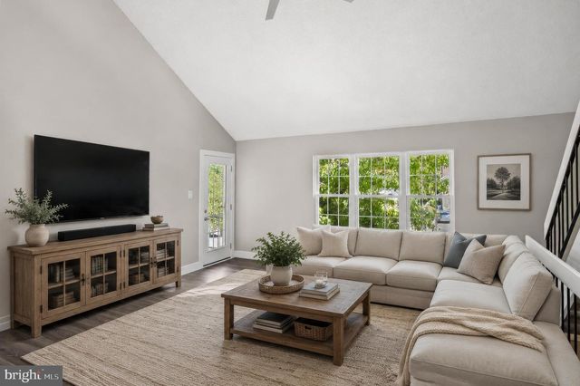 3202-B RAMSBURY CT, Mount Laurel, NJ 08054