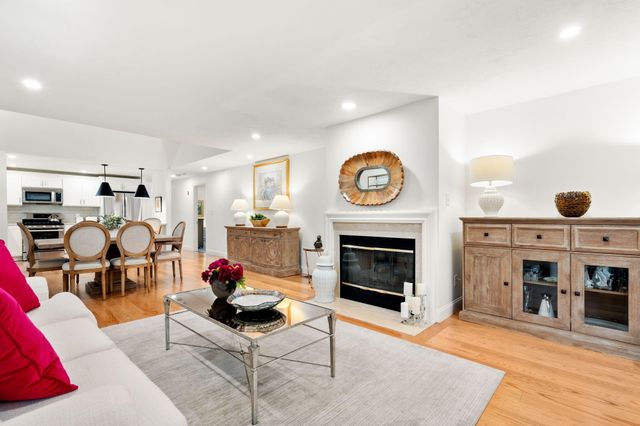 2 Pacific Avenue, Mashpee, MA 02649