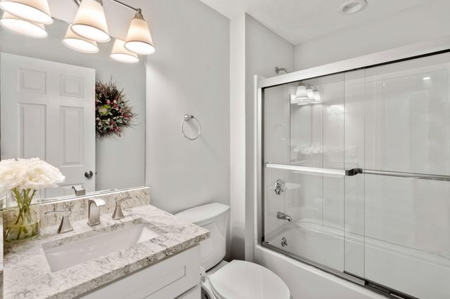 2 Pacific Avenue, Mashpee, MA 02649
