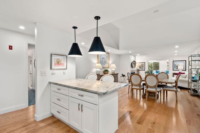 2 Pacific Avenue, Mashpee, MA 02649