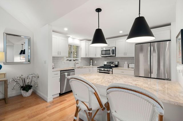 2 Pacific Avenue, Mashpee, MA 02649
