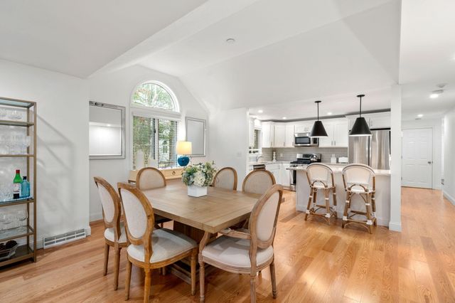2 Pacific Avenue, Mashpee, MA 02649