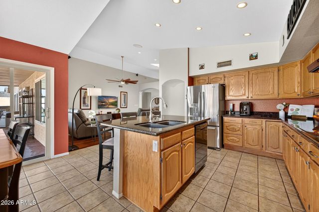 4624 E MARILYN Road, Phoenix, AZ 85032