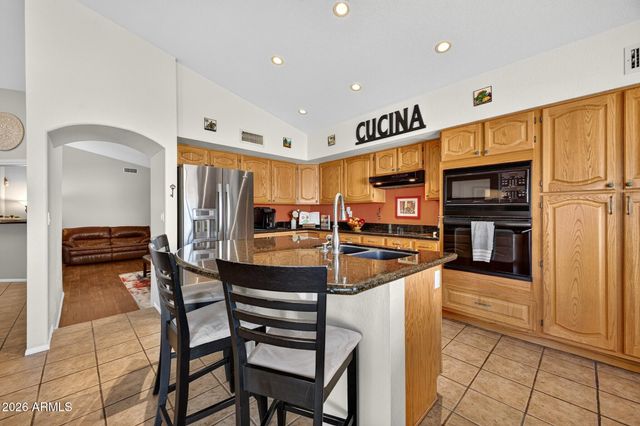 4624 E MARILYN Road, Phoenix, AZ 85032
