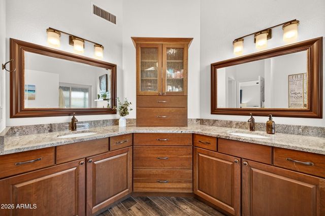 4624 E MARILYN Road, Phoenix, AZ 85032