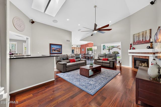 4624 E MARILYN Road, Phoenix, AZ 85032