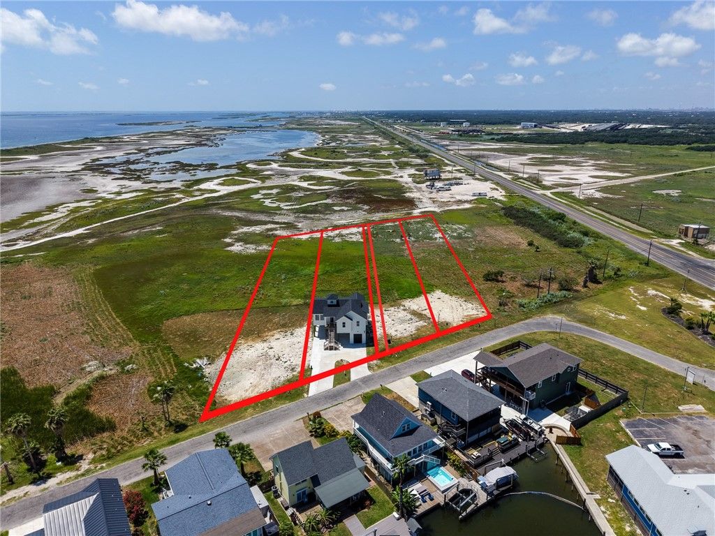 101 Port Saint Claire, Aransas Pass, TX 78336 — photo 2
