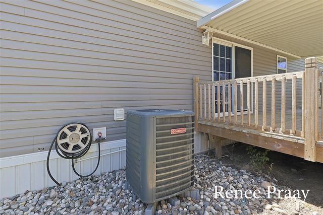 13241 Wabasis, Cedar Springs, MI 49319
