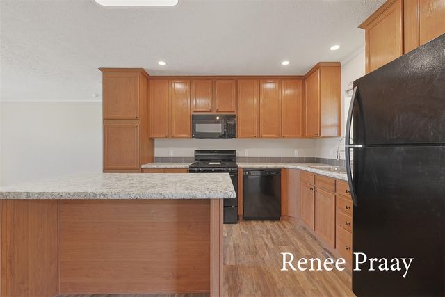 13241 Wabasis, Cedar Springs, MI 49319