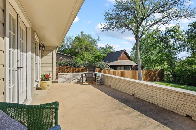 623 Westwood Drive, Sherman, TX 75092