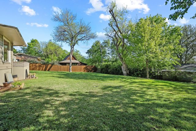 623 Westwood Drive, Sherman, TX 75092