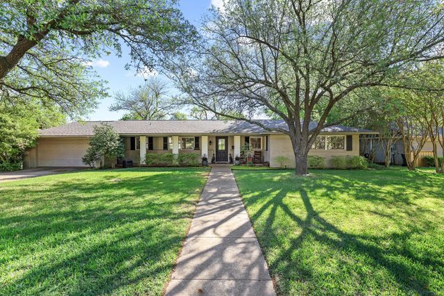 623 Westwood Drive, Sherman, TX 75092