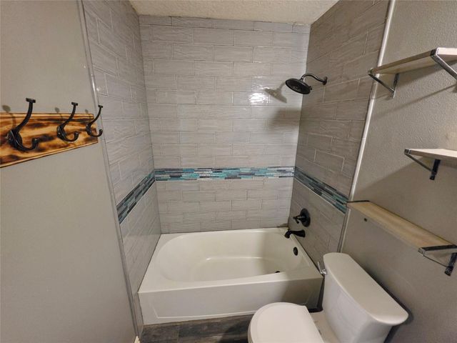 5811 Forest Timbers Drive, Humble, TX 77346