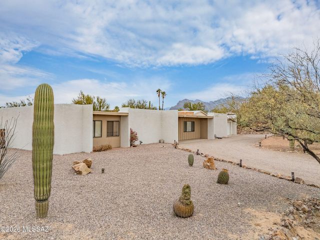 2520 W Prato Way, Tucson, AZ 85741