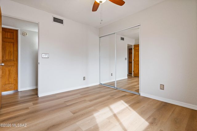 2520 W Prato Way, Tucson, AZ 85741