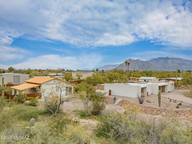 2520 W Prato Way, Tucson, AZ 85741
