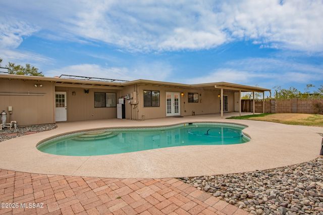 2520 W Prato Way, Tucson, AZ 85741