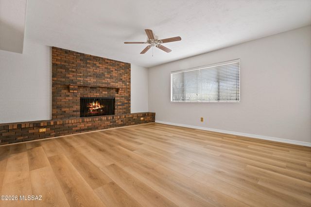 2520 W Prato Way, Tucson, AZ 85741