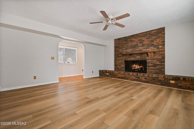 2520 W Prato Way, Tucson, AZ 85741