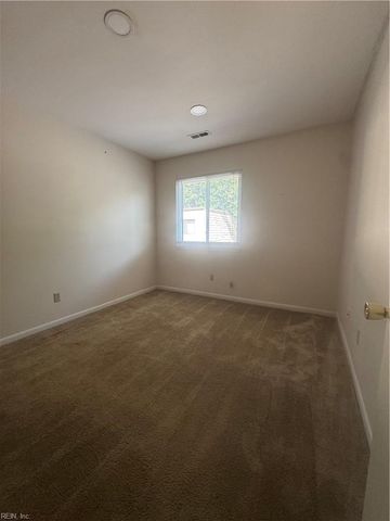 1645 Malibu PL, Newport News, VA 23608