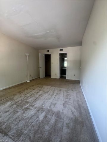 1645 Malibu PL, Newport News, VA 23608