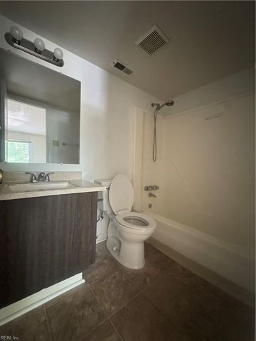 1645 Malibu PL, Newport News, VA 23608
