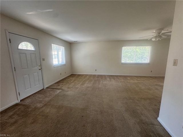 1645 Malibu PL, Newport News, VA 23608