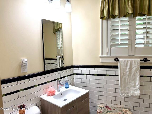 1601 Spring Dr APT 1, Louisville, KY 40205