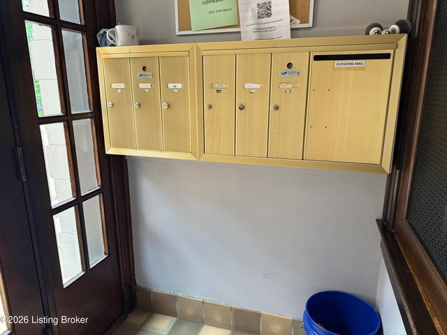 1601 Spring Dr APT 1, Louisville, KY 40205