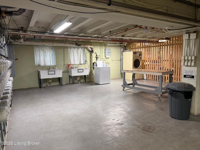 1601 Spring Dr APT 1, Louisville, KY 40205