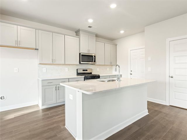 131 Gardner Avenue, Gray Court, SC 29645