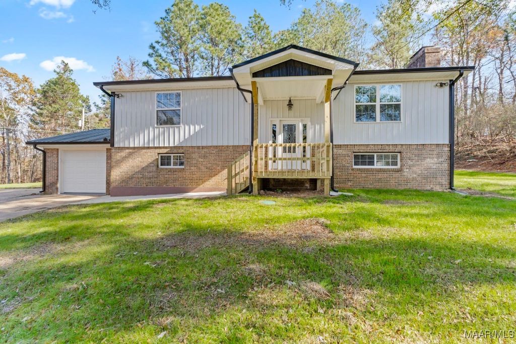 430 Forge Road, Deatsville, AL 36022