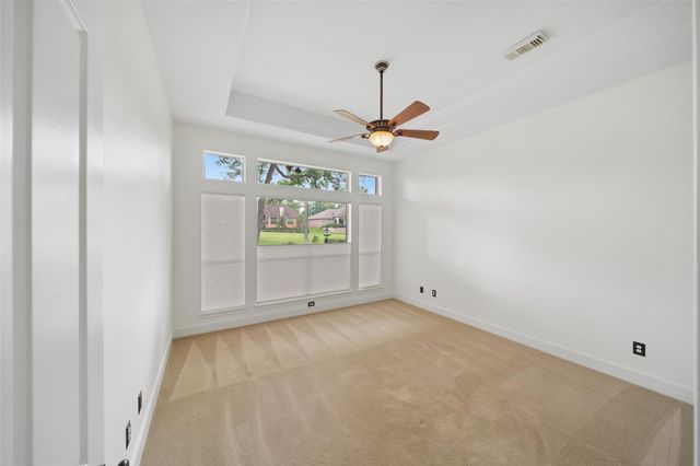 54 Winthrop Harbor S, Montgomery, TX 77356