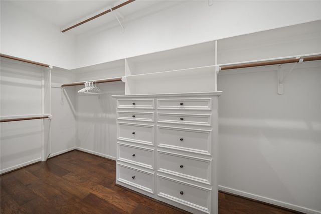 54 Winthrop Harbor S, Montgomery, TX 77356
