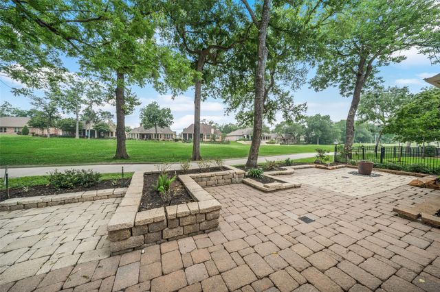54 Winthrop Harbor S, Montgomery, TX 77356