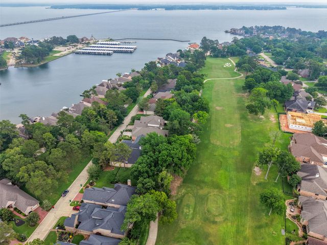 54 Winthrop Harbor S, Montgomery, TX 77356