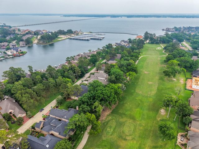 54 Winthrop Harbor S, Montgomery, TX 77356