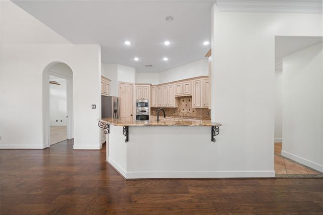 54 Winthrop Harbor S, Montgomery, TX 77356