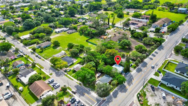 2736 NW 21st Ave, Oakland Park, FL 33311