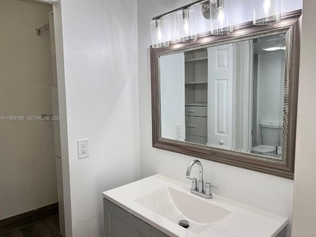 8820 SW 132nd Pl 203D-S, Miami, FL 33186