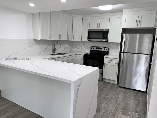 8820 SW 132nd Pl 203D-S, Miami, FL 33186