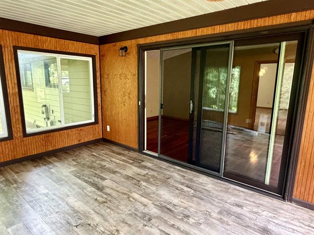 1475 Pineview Drive, Reedsburg, WI 53959