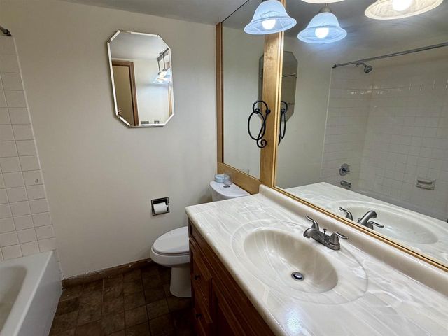 1475 Pineview Drive, Reedsburg, WI 53959