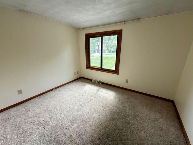 1475 Pineview Drive, Reedsburg, WI 53959