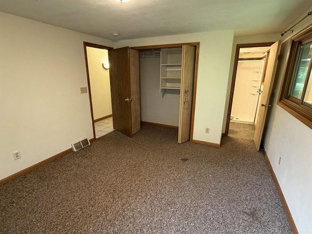 1475 Pineview Drive, Reedsburg, WI 53959