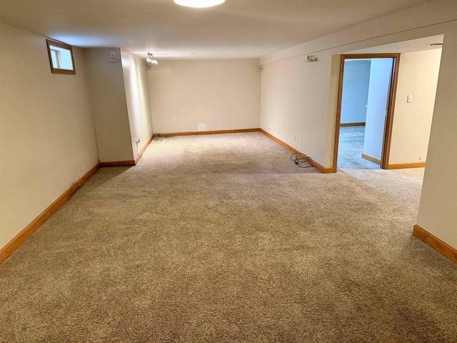1475 Pineview Drive, Reedsburg, WI 53959