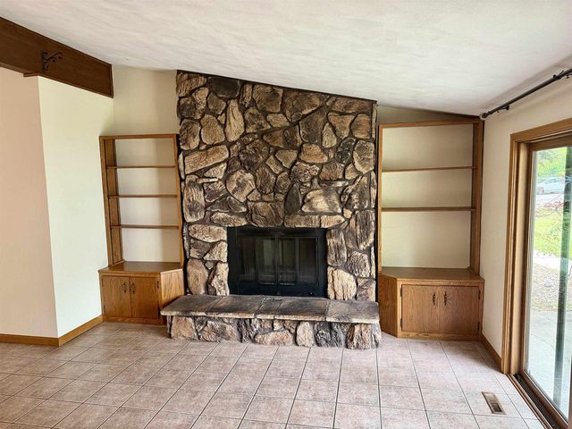 1475 Pineview Drive, Reedsburg, WI 53959