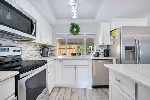 391 N WALTON AVENUE, Tarpon Springs, FL 34689