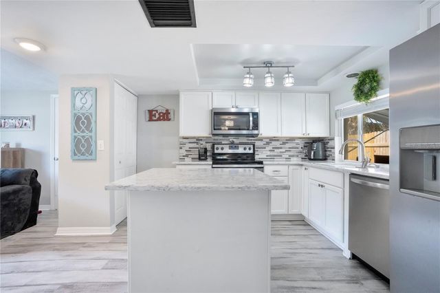 391 N WALTON AVENUE, Tarpon Springs, FL 34689