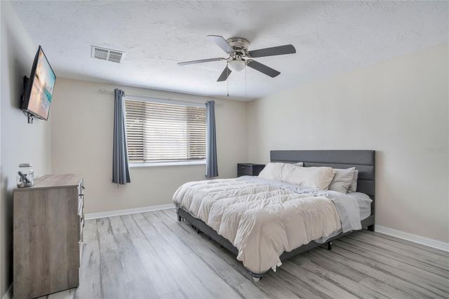 391 N WALTON AVENUE, Tarpon Springs, FL 34689